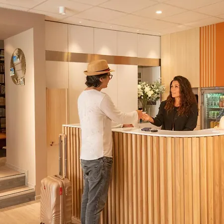Ibis Styles Sur Hotel 3*