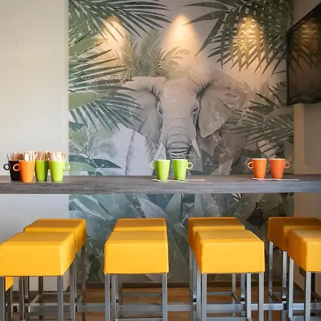 Отель Ibis Styles Sur Больё-сюр-Мер