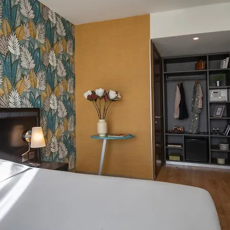 Ibis Styles Sur ביוליו-סור-מר