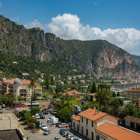 Ibis Styles Sur Отель