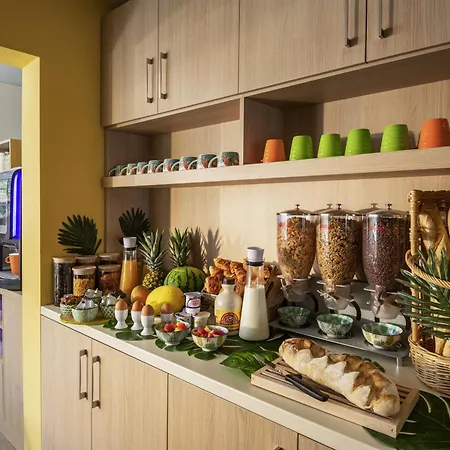 Отель Ibis Styles Sur Больё-сюр-Мер