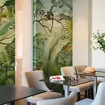 Ibis Styles Sur 3*