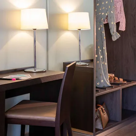 Ibis Styles Sur 3* Beaulieu-sur-Mer