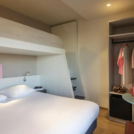 Ibis Styles Sur Hotel