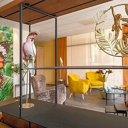 Ibis Styles Sur 3*