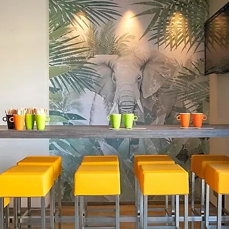Ibis Styles Sur