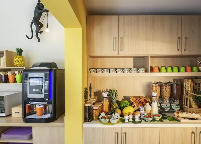 Ibis Styles Sur Hotel 3*