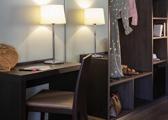 Ibis Styles Sur Hotel 3*