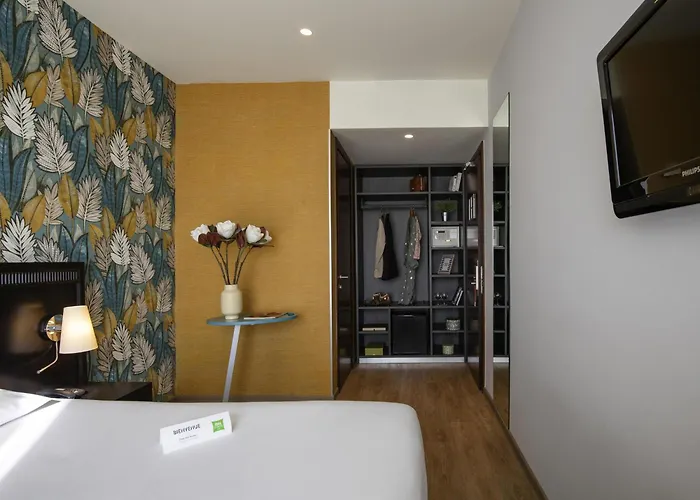 Ibis Styles Sur Hotel 3*