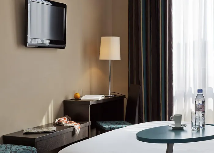 Ibis Styles Sur 3* Beaulieu-sur-Mer