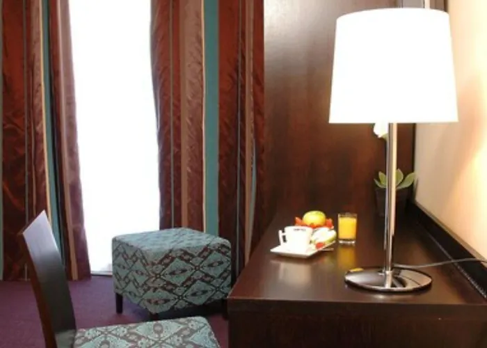 Ibis Styles Sur 3* Beaulieu-sur-Mer